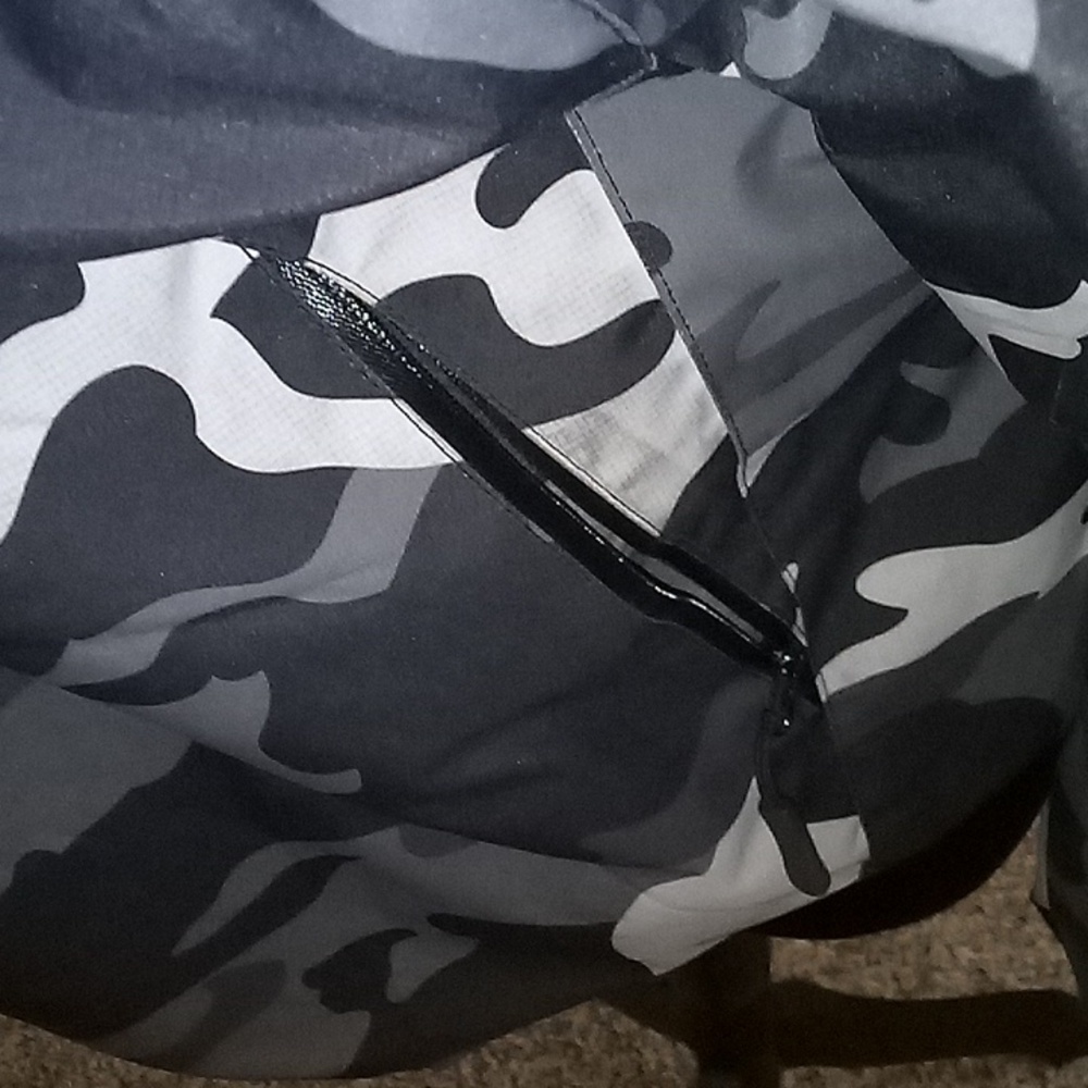 Camouflage Coat - Picture 11 of 12